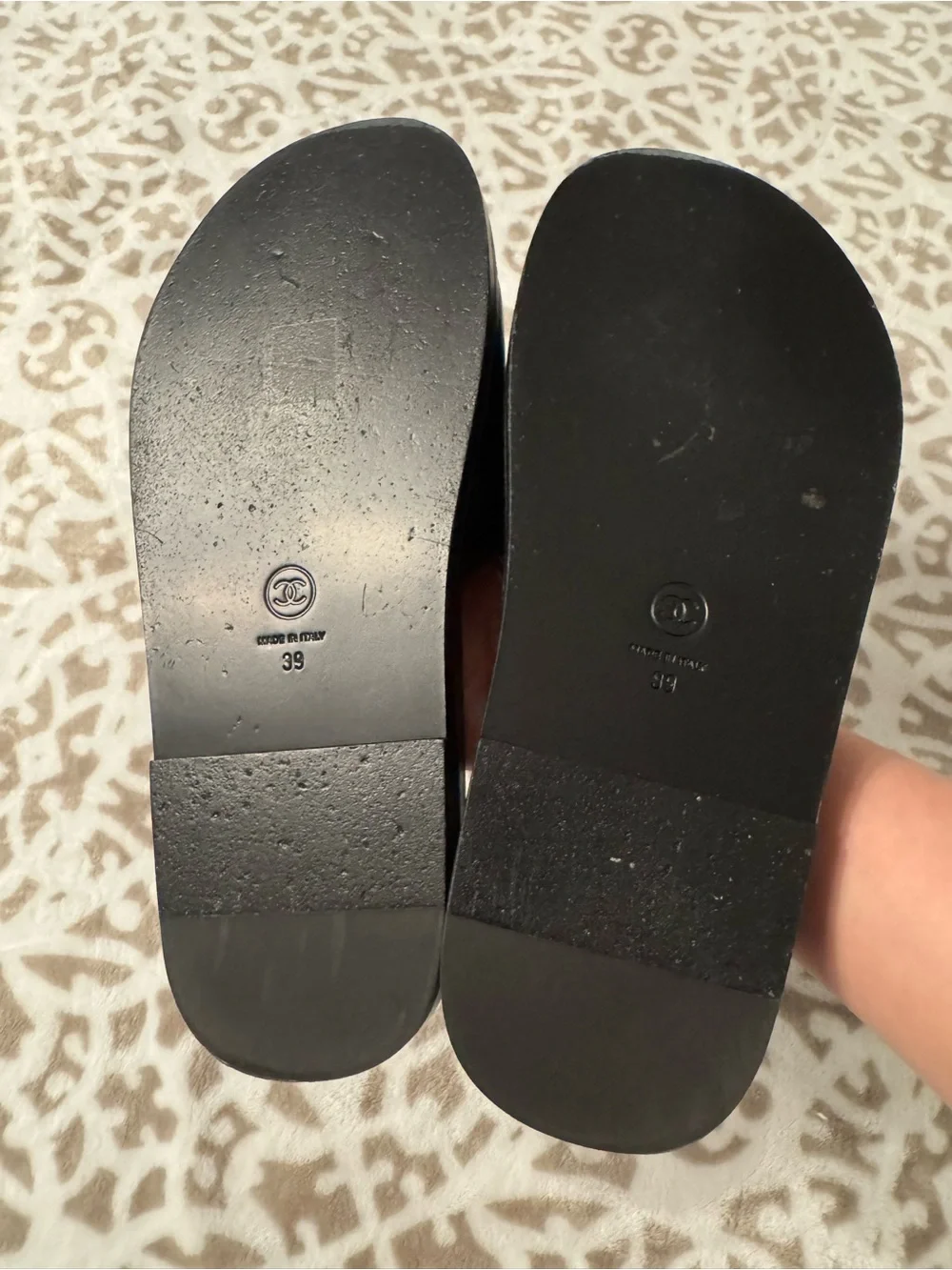 CHANEL ‘22 Black Multicolor Logo Leather Slides 39